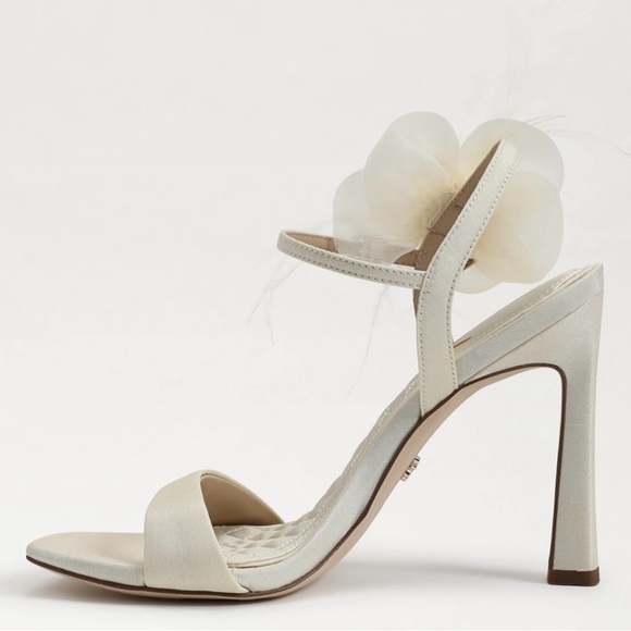 Sam Edelman Leana Flower Strap Heel in Ivory Size 9.5 New - Picture 4 of 10